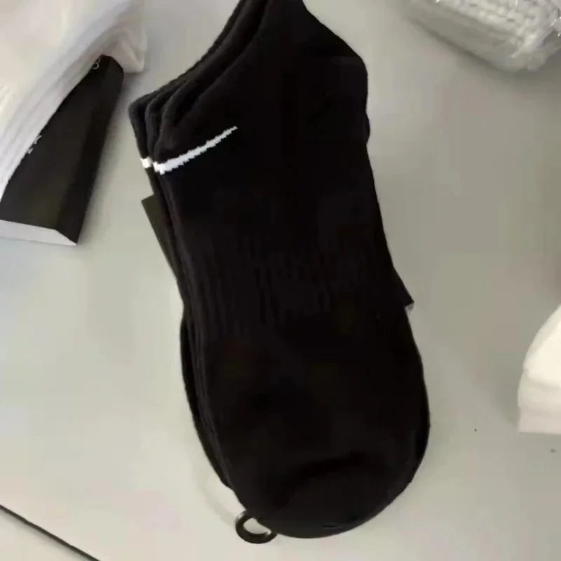 四季薄款船袜黑色;